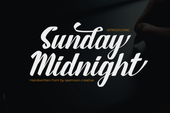 Sunday Midnight Font Review
